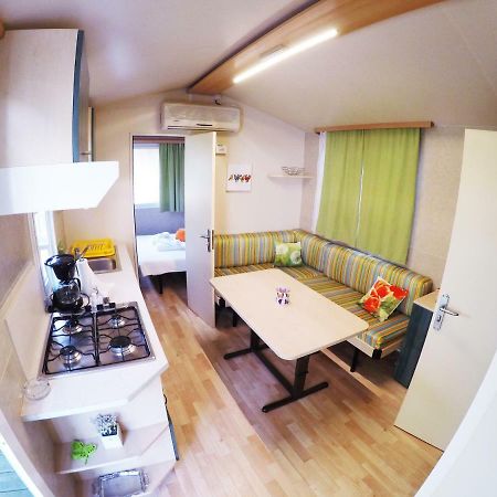 Accommodation Suzy Zára Kültér fotó