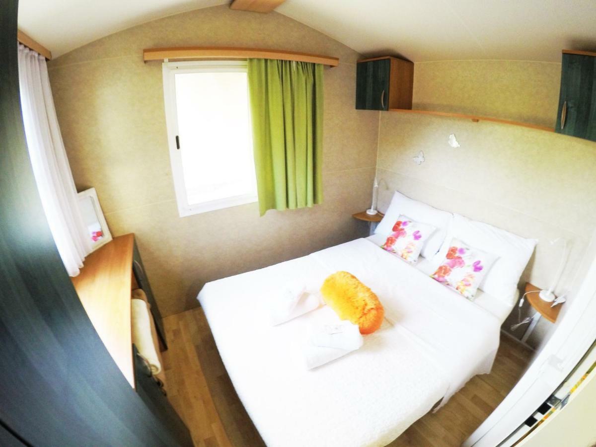 Accommodation Suzy Zára Kültér fotó