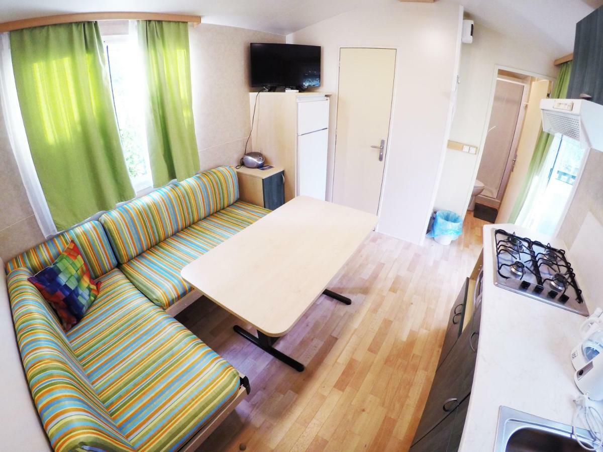 Accommodation Suzy Zára Kültér fotó