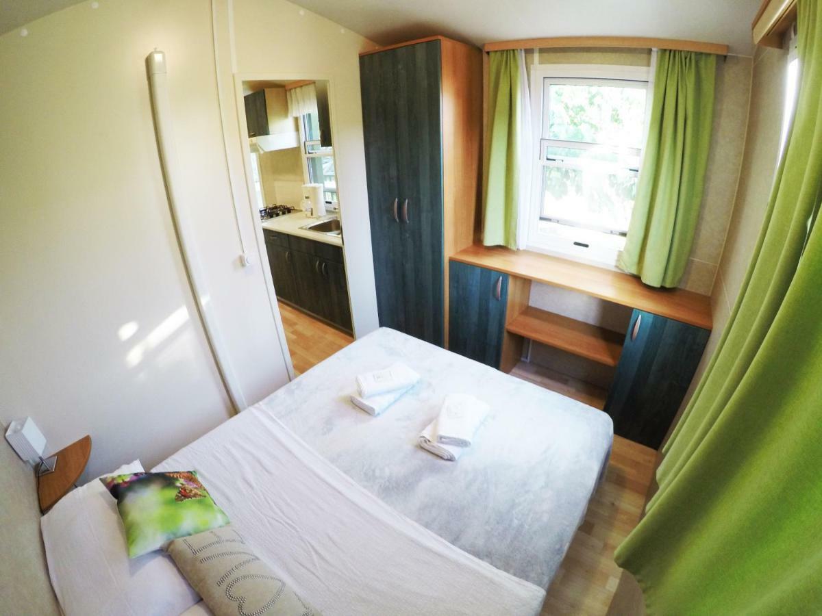 Accommodation Suzy Zára Kültér fotó